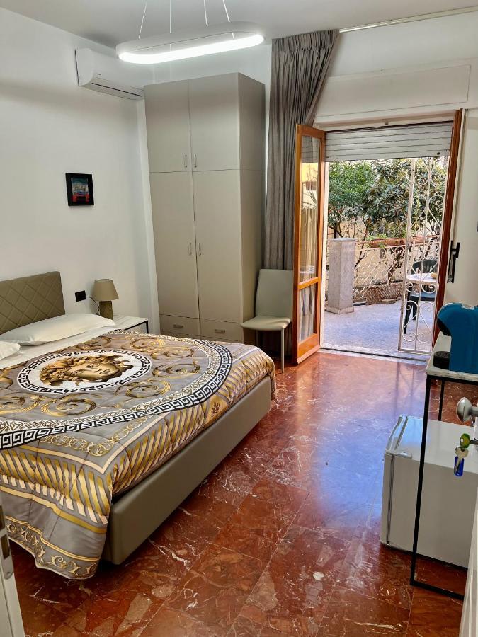 Rooms Lungomare Crotone Extérieur photo